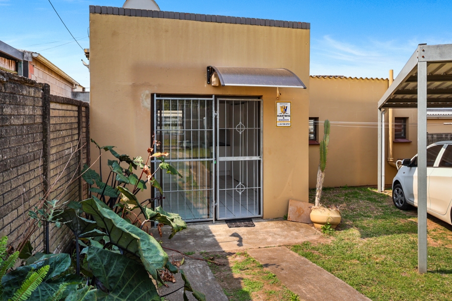 To Let 1 Bedroom Property for Rent in Cambridge West Eastern Cape